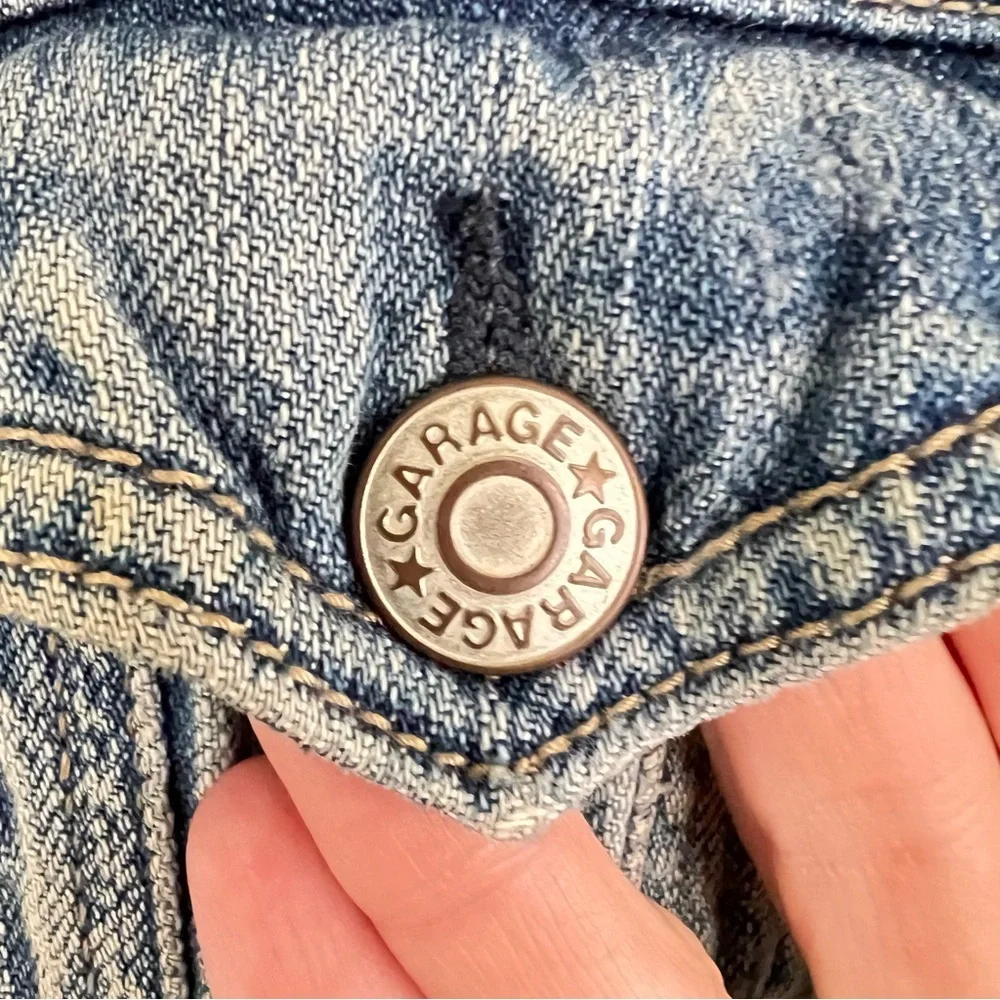 Garage Women's Light Blue Denim Jacket. Size M. - Picture 3 of 7